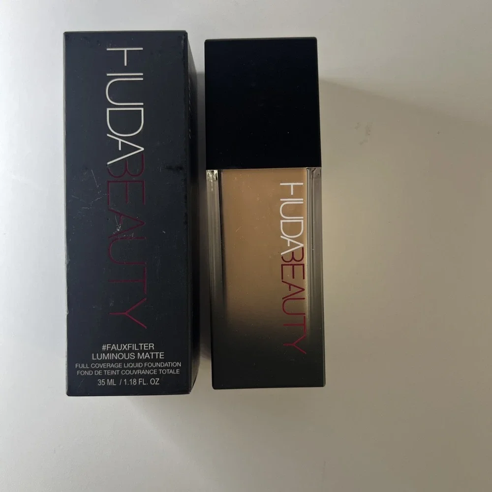 Huda Beauty FauxFilter Luminous Matte Liquid Foundation ~ VANILLA 120B ~ 1.18 oz